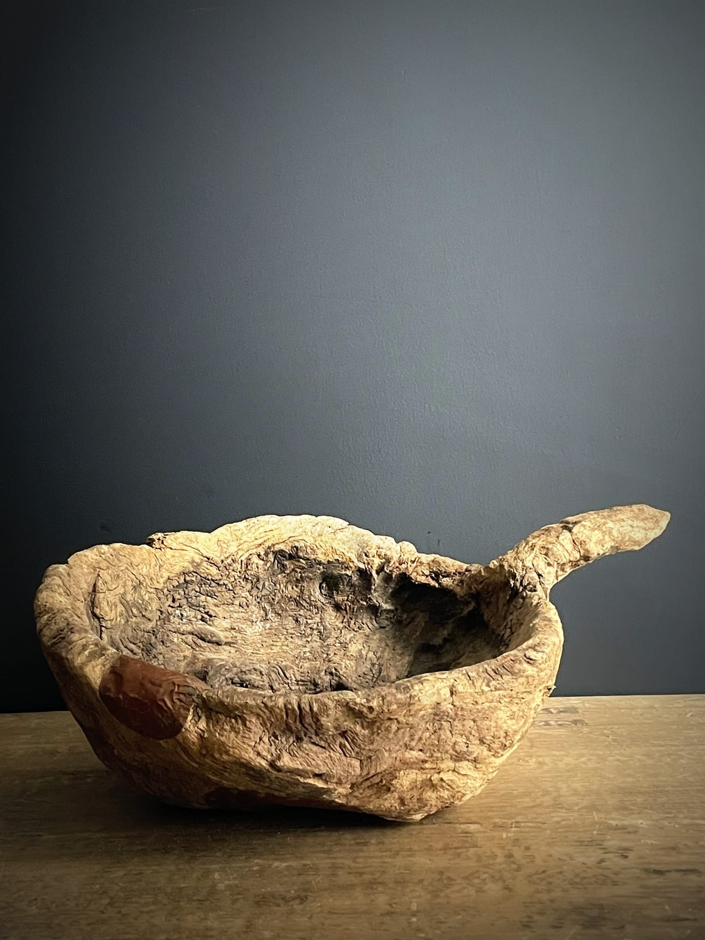 Antike Holzschale