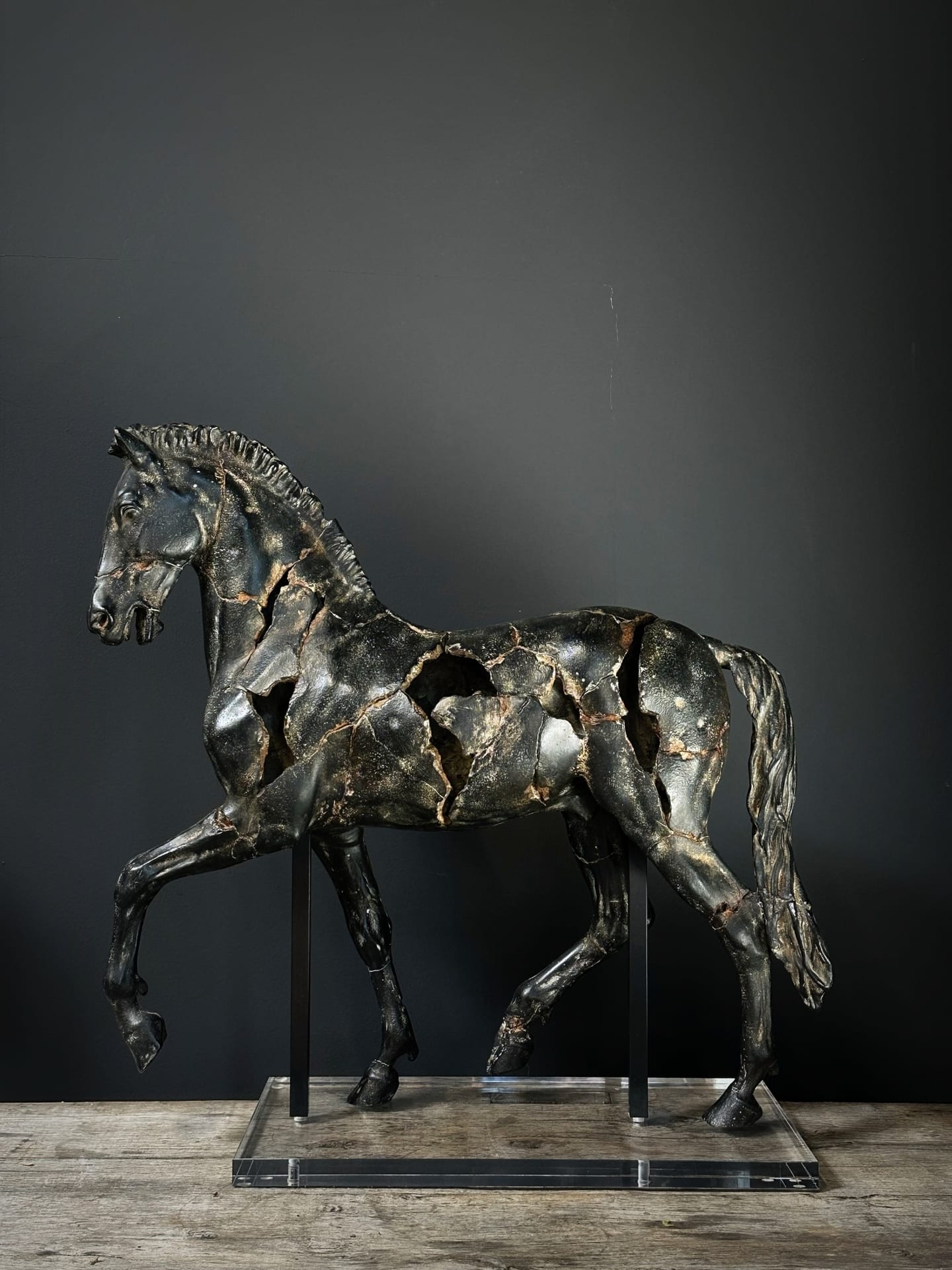 Replica marmeren paard