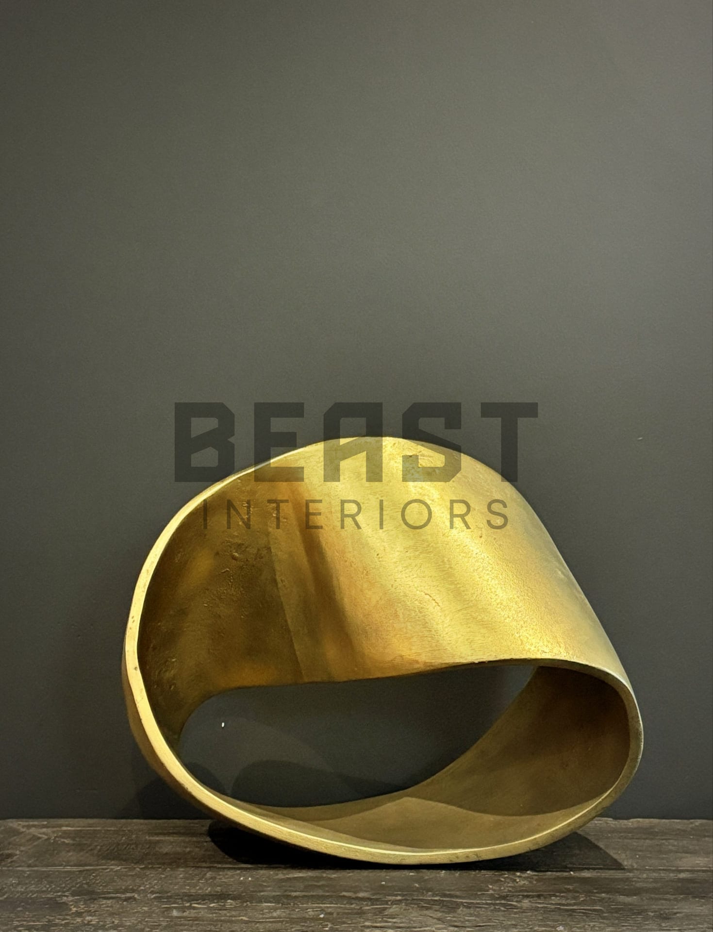 GROSSER GOLDENER MÖBIUSRING