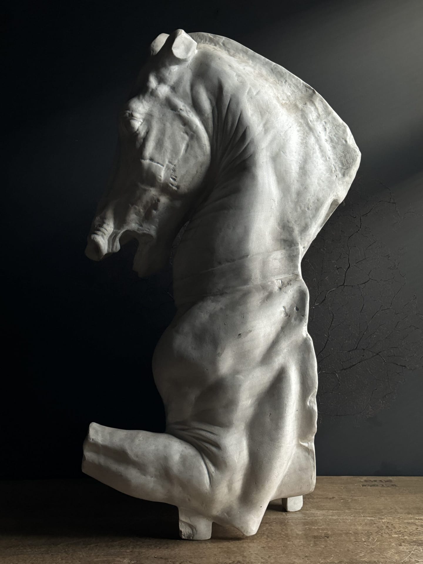Statue de cheval ancienne