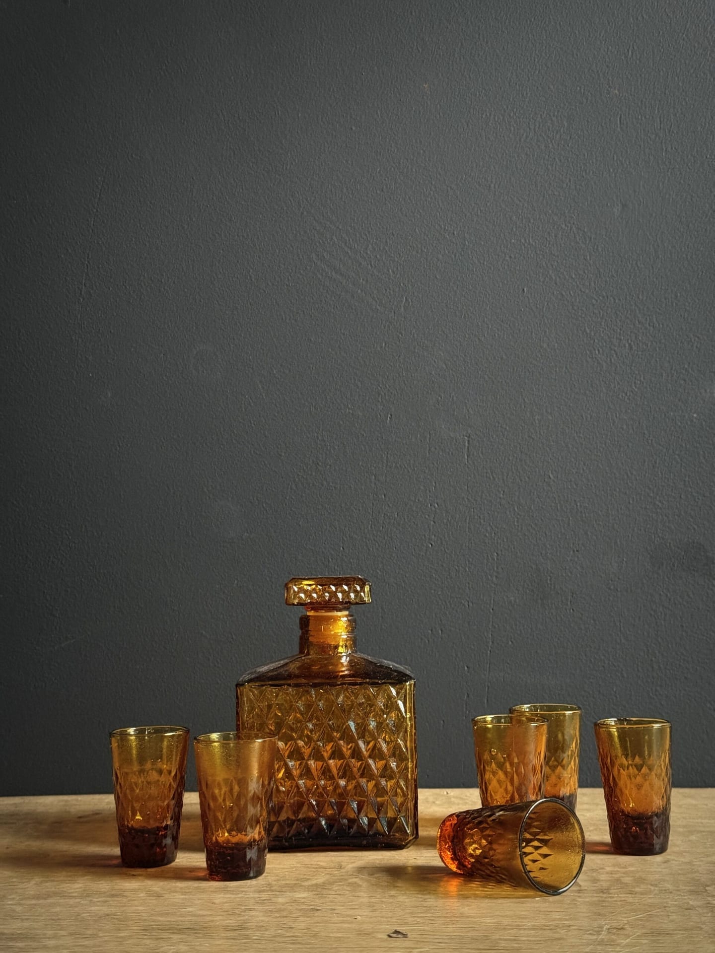 Empoli decanter with 6 matching glasses.