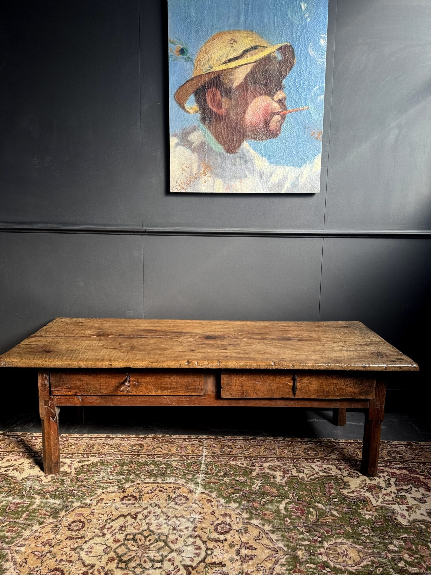 Antieke Spaanse salontafel