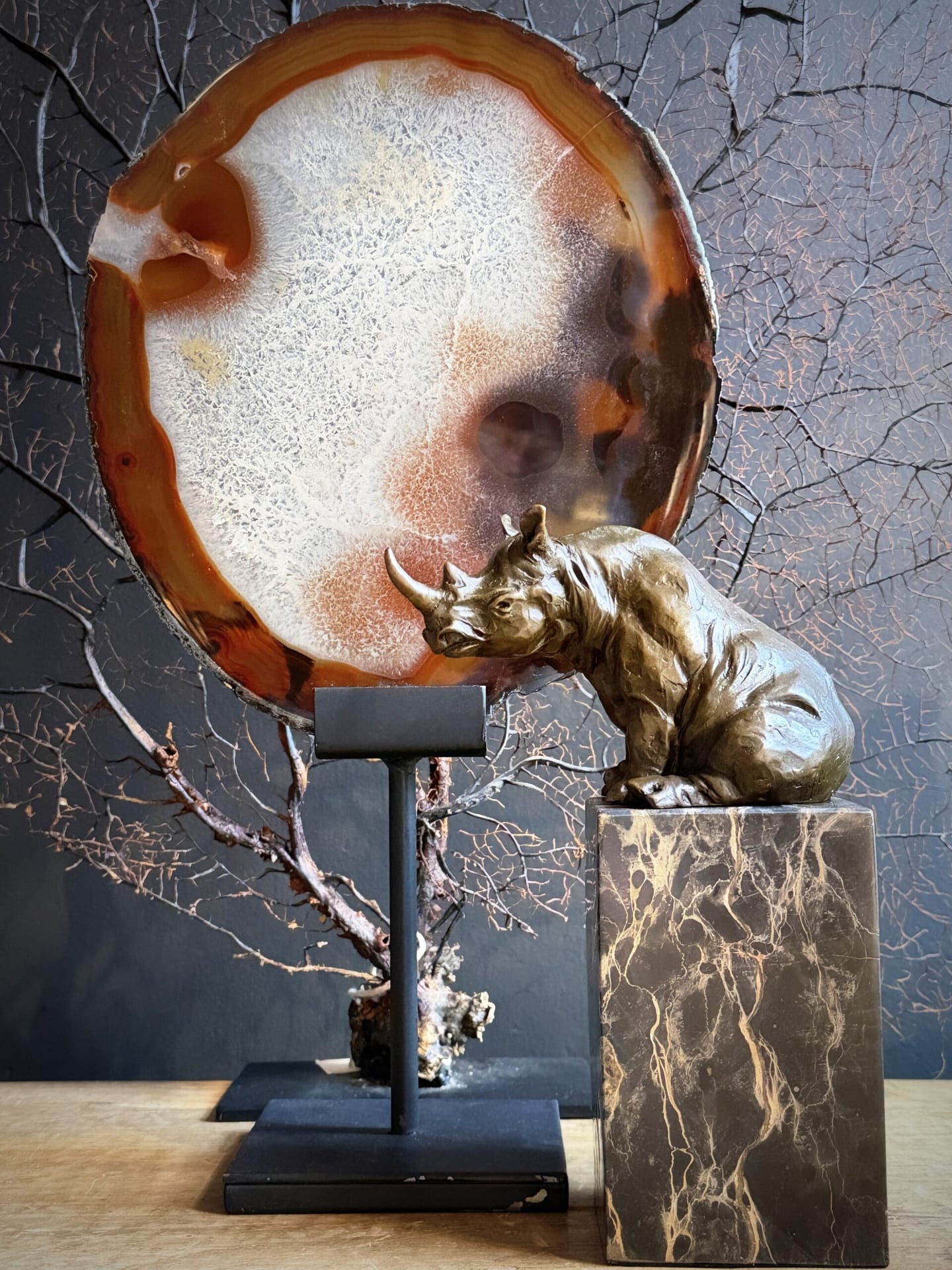 Disque d'agate sur socle