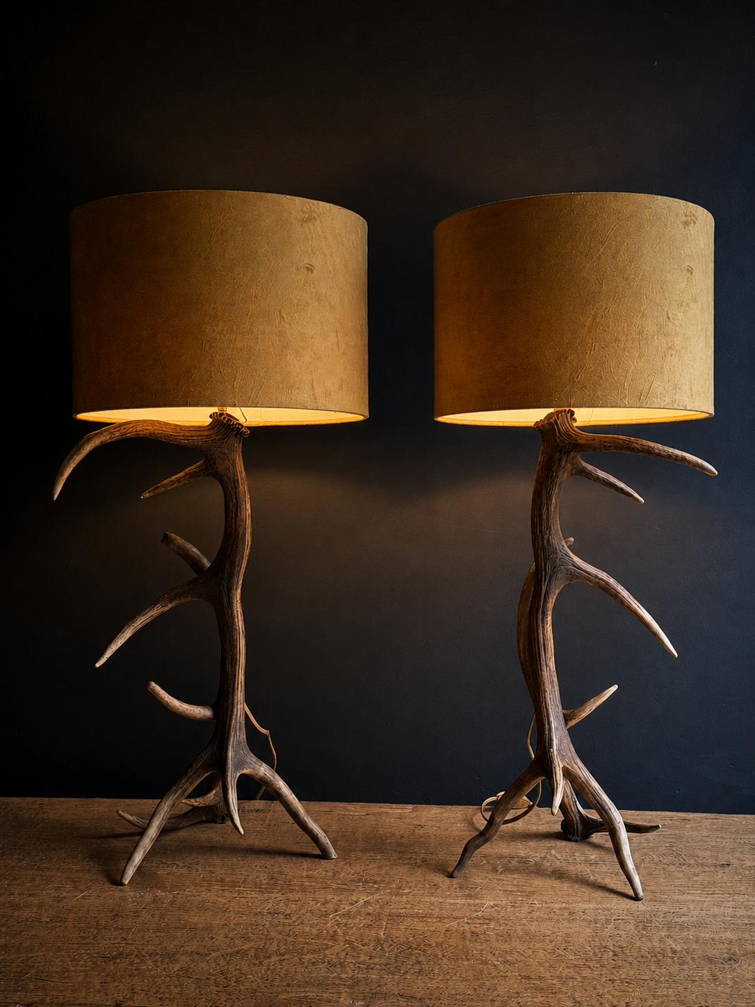 Lamp made of antlers