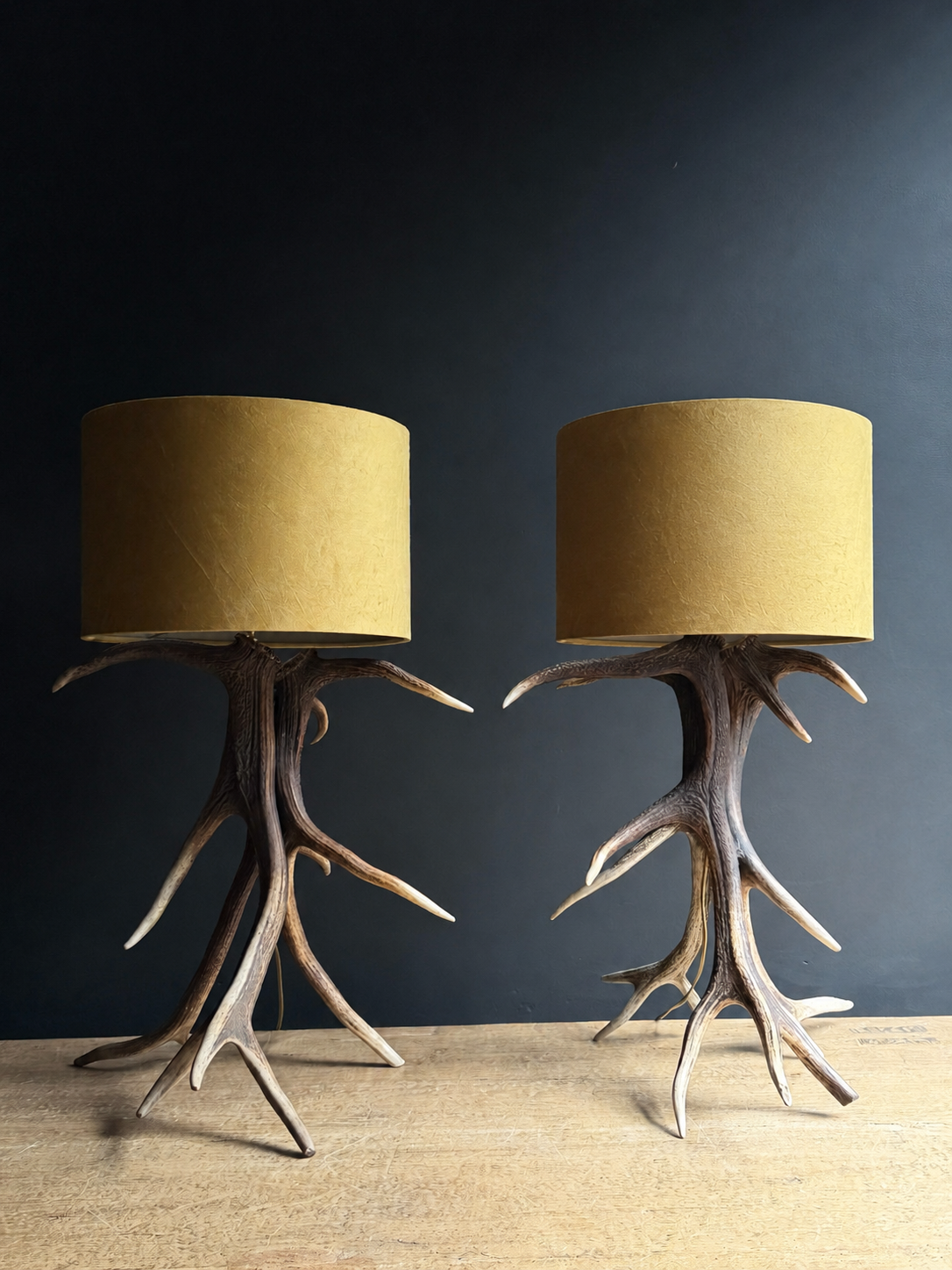 Lamp made of antlers